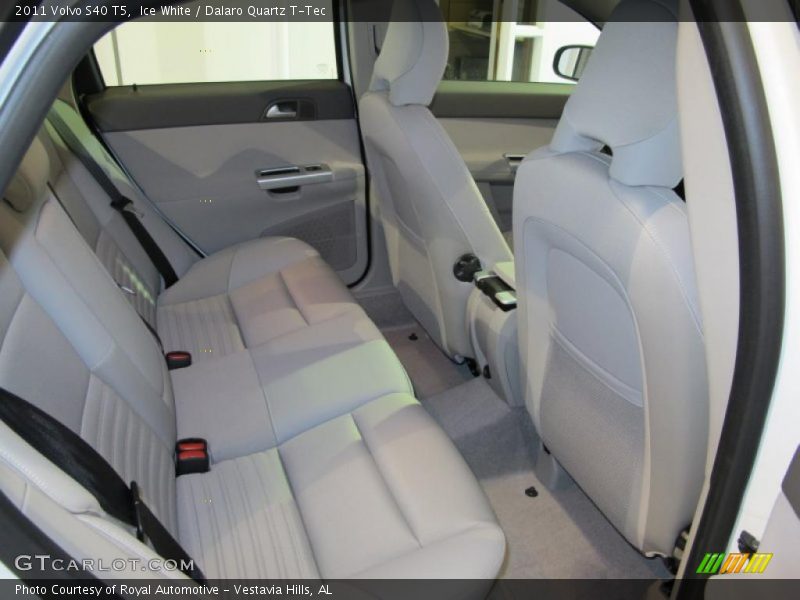  2011 S40 T5 Dalaro Quartz T-Tec Interior