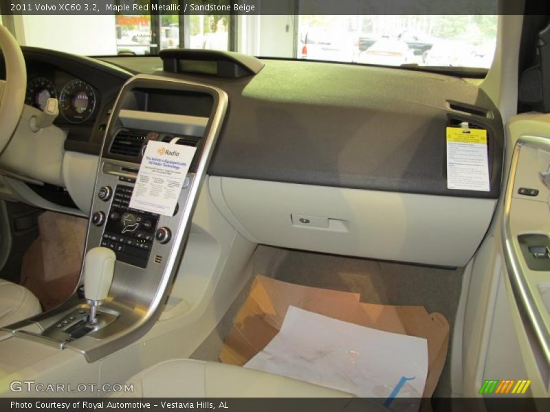 Maple Red Metallic / Sandstone Beige 2011 Volvo XC60 3.2