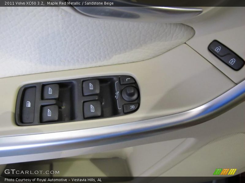 Controls of 2011 XC60 3.2