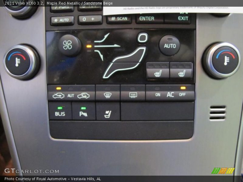 Controls of 2011 XC60 3.2