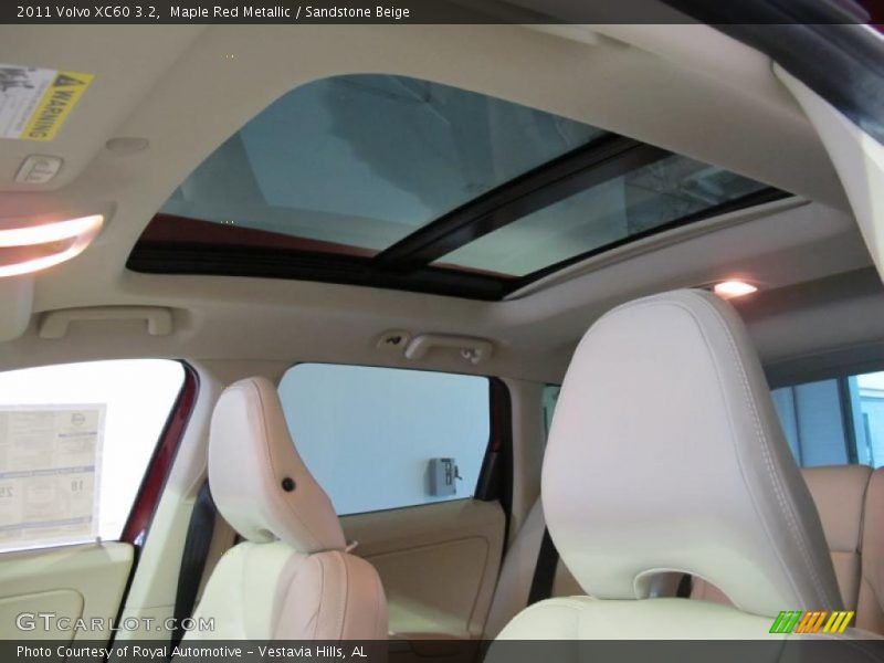 Sunroof of 2011 XC60 3.2