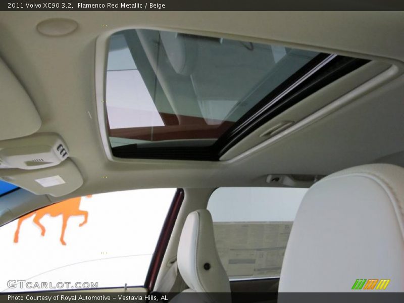 Sunroof of 2011 XC90 3.2