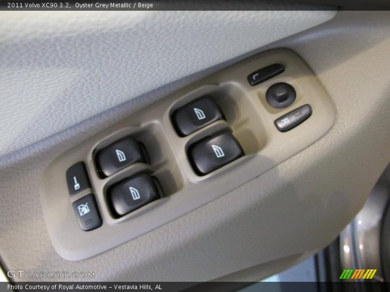 Controls of 2011 XC90 3.2