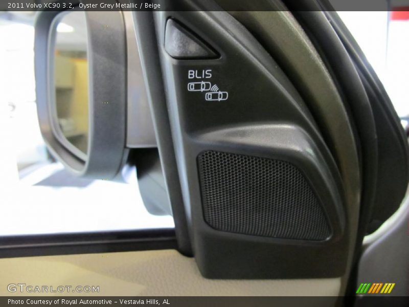 Controls of 2011 XC90 3.2