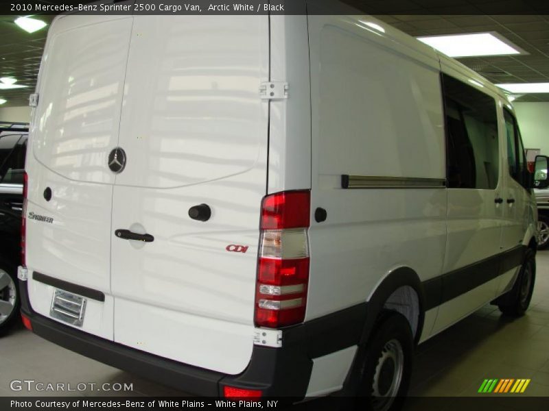 Arctic White / Black 2010 Mercedes-Benz Sprinter 2500 Cargo Van