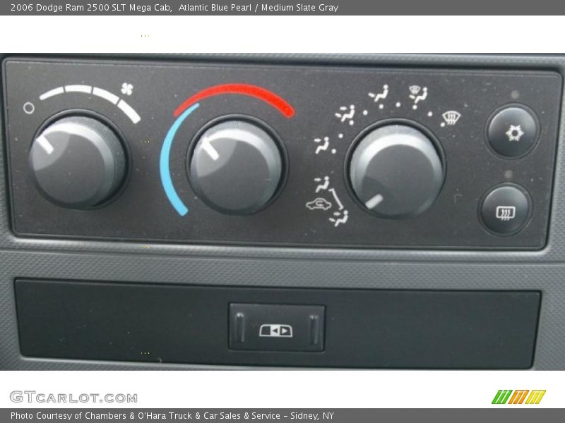 Controls of 2006 Ram 2500 SLT Mega Cab