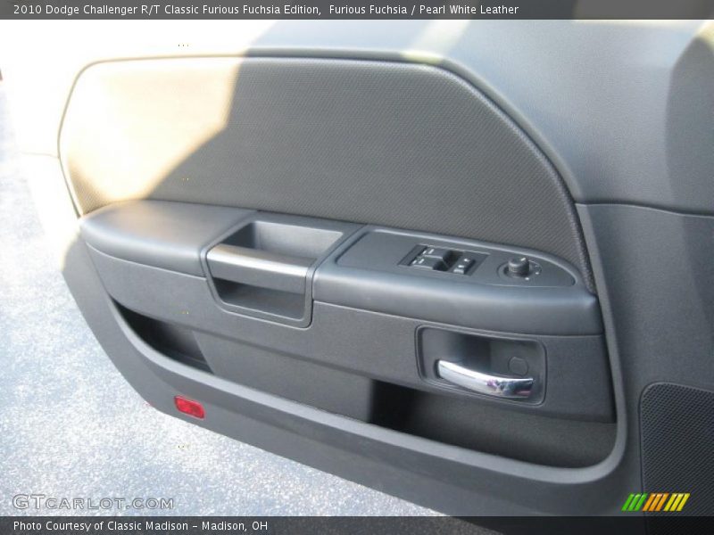 Door Panel of 2010 Challenger R/T Classic Furious Fuchsia Edition