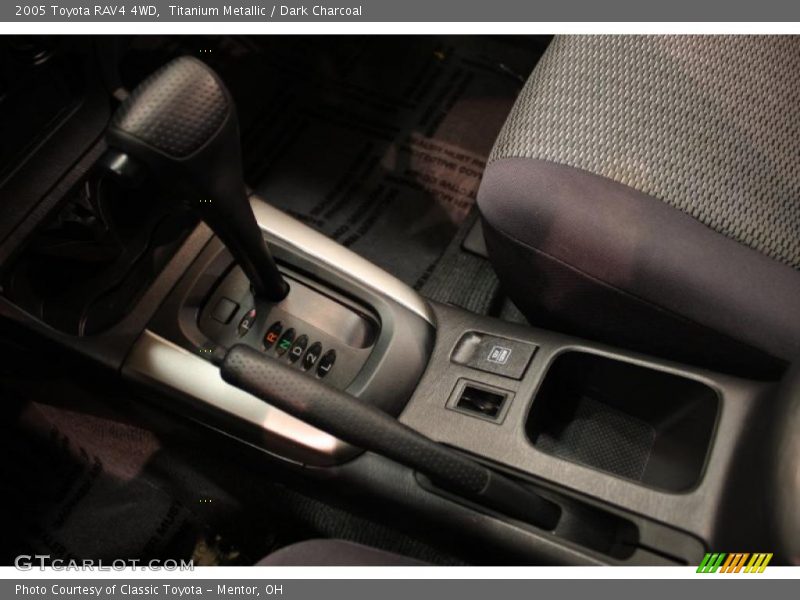 Titanium Metallic / Dark Charcoal 2005 Toyota RAV4 4WD