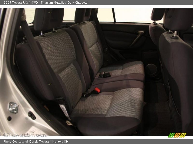 Titanium Metallic / Dark Charcoal 2005 Toyota RAV4 4WD