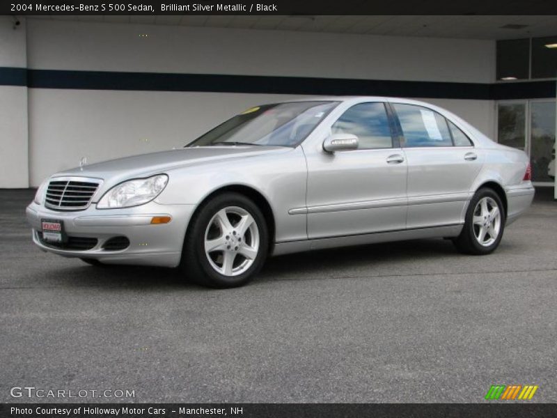 Front 3/4 View of 2004 S 500 Sedan