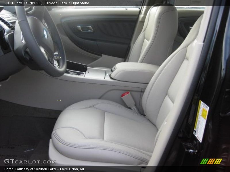 Tuxedo Black / Light Stone 2011 Ford Taurus SEL