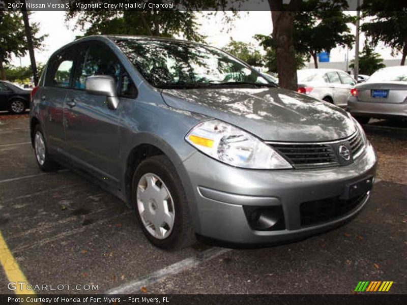 Magnetic Grey Metallic / Charcoal 2007 Nissan Versa S
