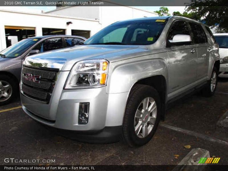 Quicksilver Metallic / Light Titanium 2010 GMC Terrain SLE