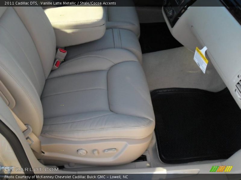 Vanille Latte Metallic / Shale/Cocoa Accents 2011 Cadillac DTS