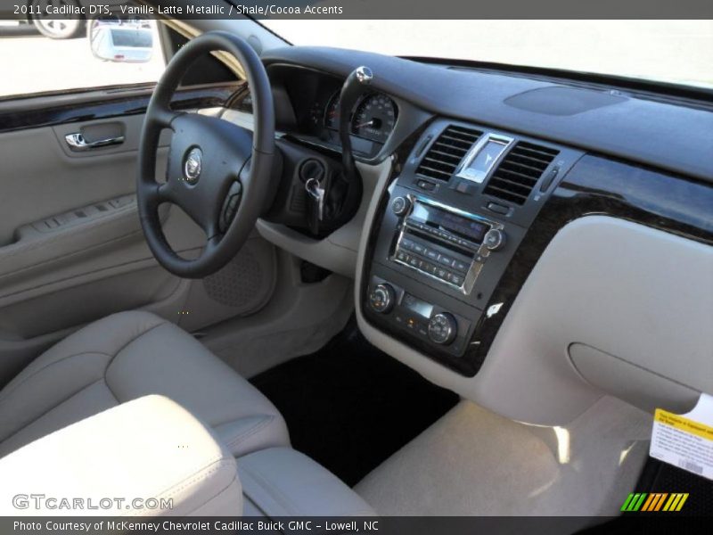 Vanille Latte Metallic / Shale/Cocoa Accents 2011 Cadillac DTS