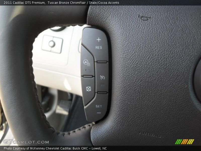 Tuscan Bronze ChromFlair / Shale/Cocoa Accents 2011 Cadillac DTS Premium