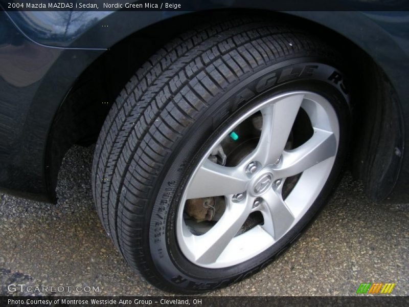  2004 MAZDA3 i Sedan Wheel