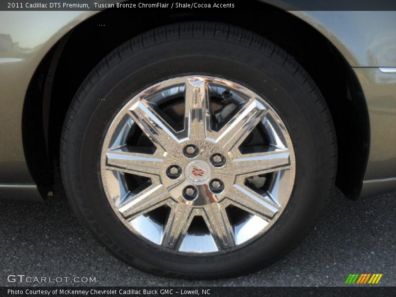 Tuscan Bronze ChromFlair / Shale/Cocoa Accents 2011 Cadillac DTS Premium