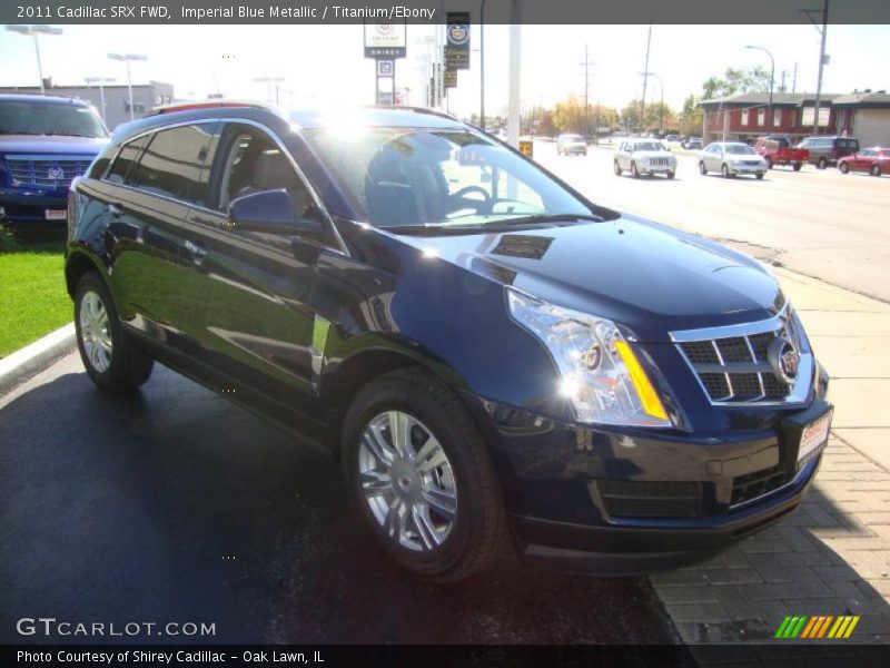 Front 3/4 View of 2011 SRX FWD