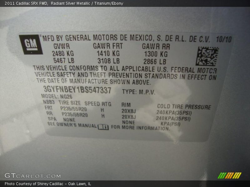 Radiant Silver Metallic / Titanium/Ebony 2011 Cadillac SRX FWD