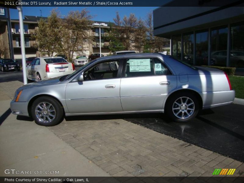 Radiant Silver Metallic / Shale/Cocoa Accents 2011 Cadillac DTS Luxury