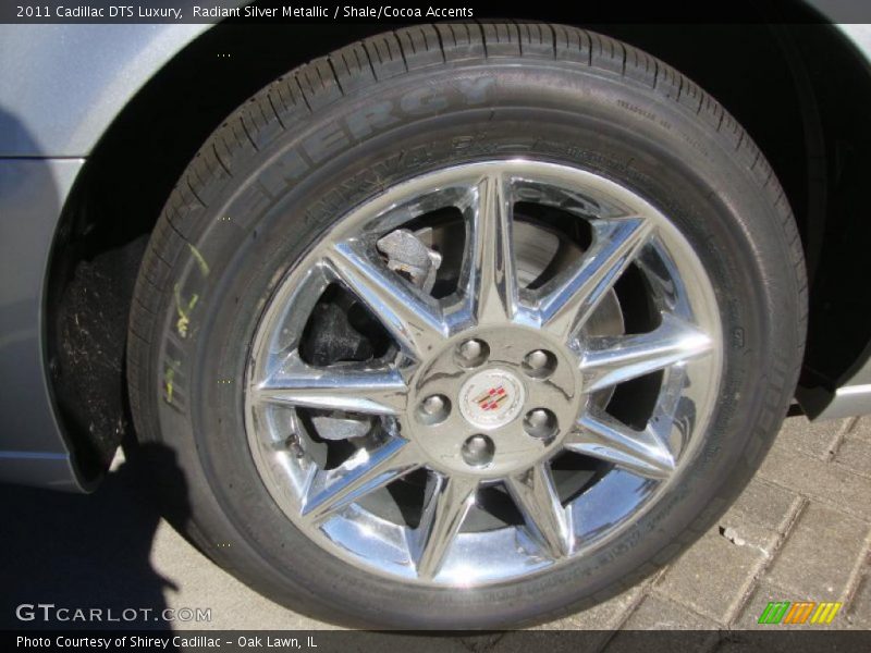 Radiant Silver Metallic / Shale/Cocoa Accents 2011 Cadillac DTS Luxury