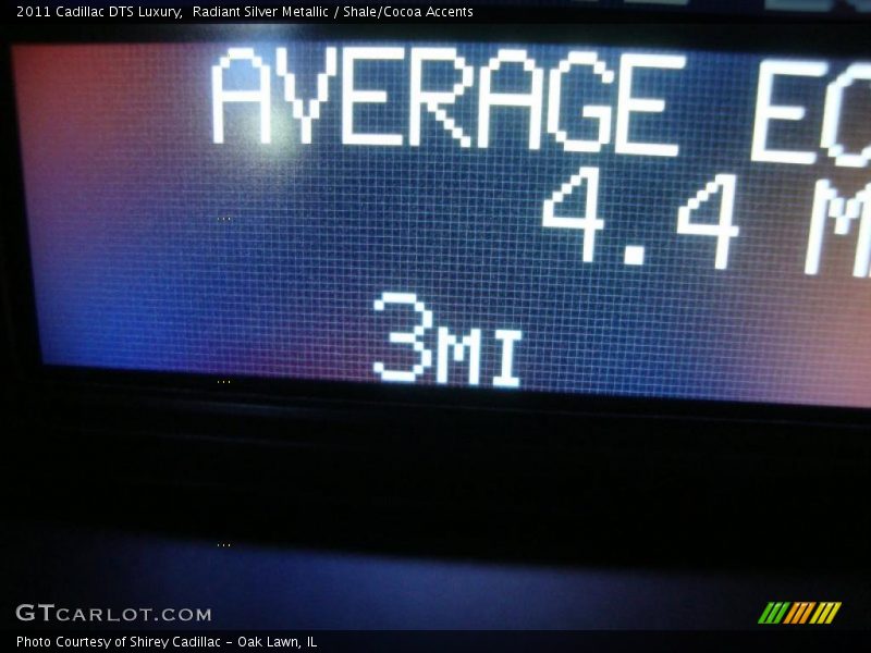 Radiant Silver Metallic / Shale/Cocoa Accents 2011 Cadillac DTS Luxury