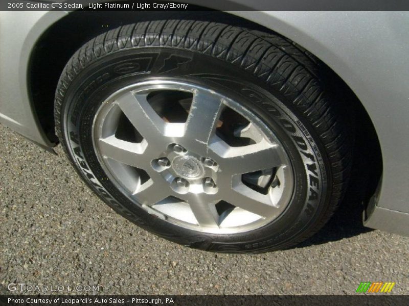 Light Platinum / Light Gray/Ebony 2005 Cadillac CTS Sedan