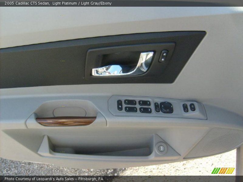 Light Platinum / Light Gray/Ebony 2005 Cadillac CTS Sedan