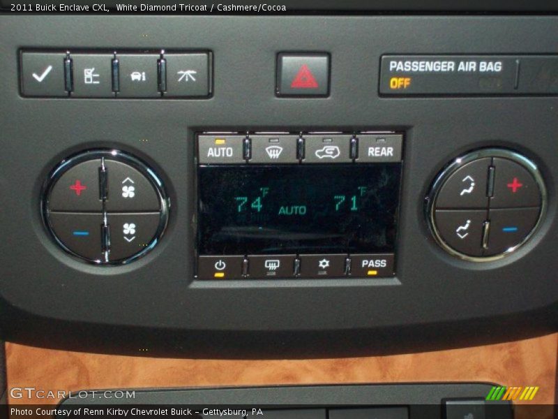 White Diamond Tricoat / Cashmere/Cocoa 2011 Buick Enclave CXL