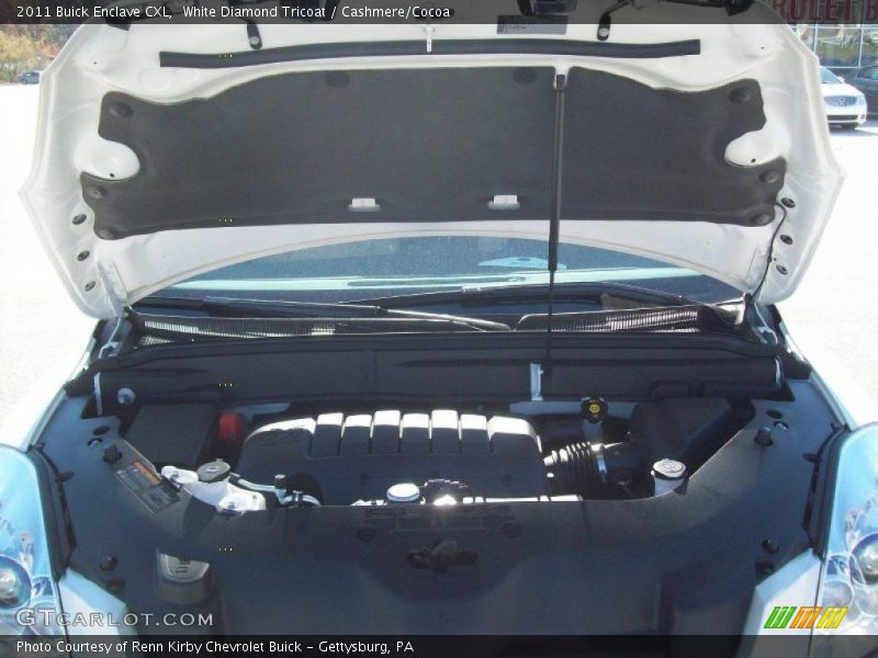 White Diamond Tricoat / Cashmere/Cocoa 2011 Buick Enclave CXL