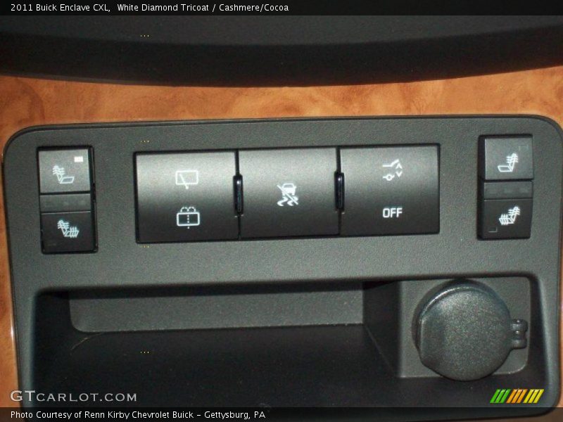 White Diamond Tricoat / Cashmere/Cocoa 2011 Buick Enclave CXL