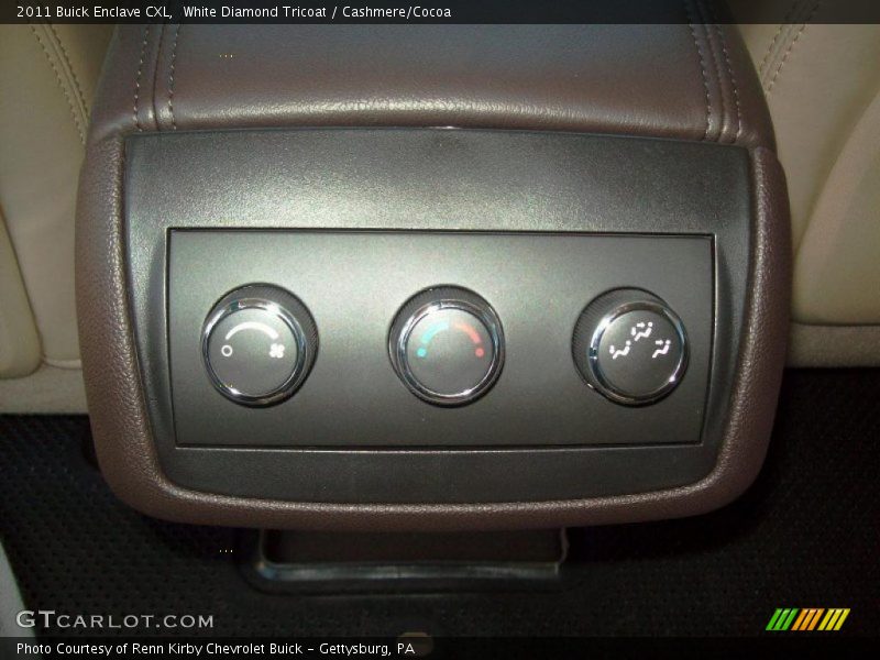 White Diamond Tricoat / Cashmere/Cocoa 2011 Buick Enclave CXL