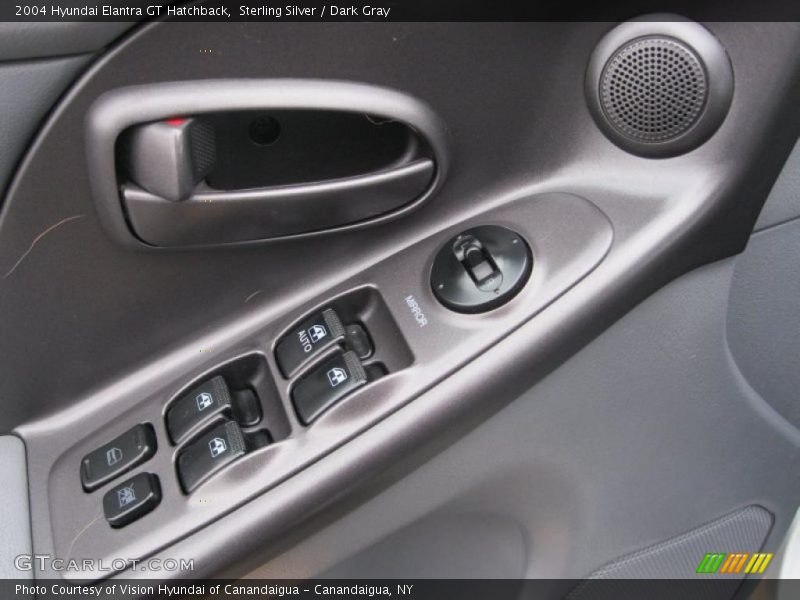 Controls of 2004 Elantra GT Hatchback