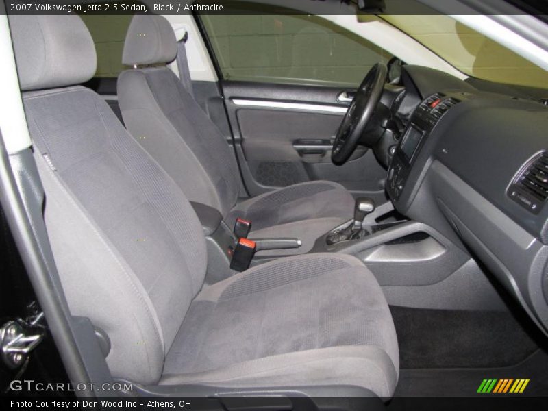  2007 Jetta 2.5 Sedan Anthracite Interior