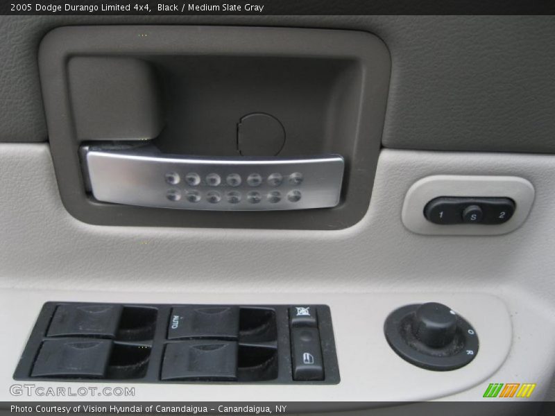 Controls of 2005 Durango Limited 4x4