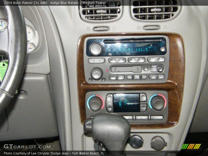 Controls of 2004 Rainier CXL AWD