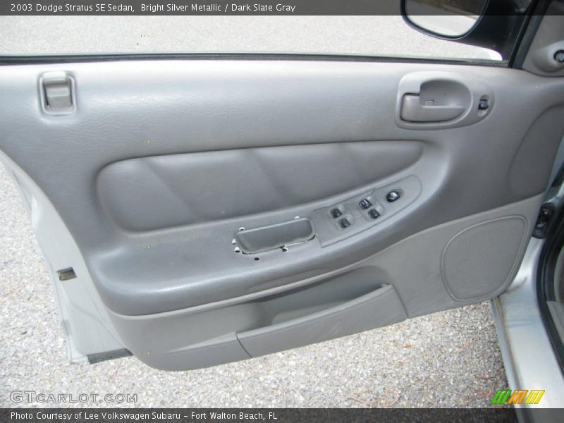 Door Panel of 2003 Stratus SE Sedan