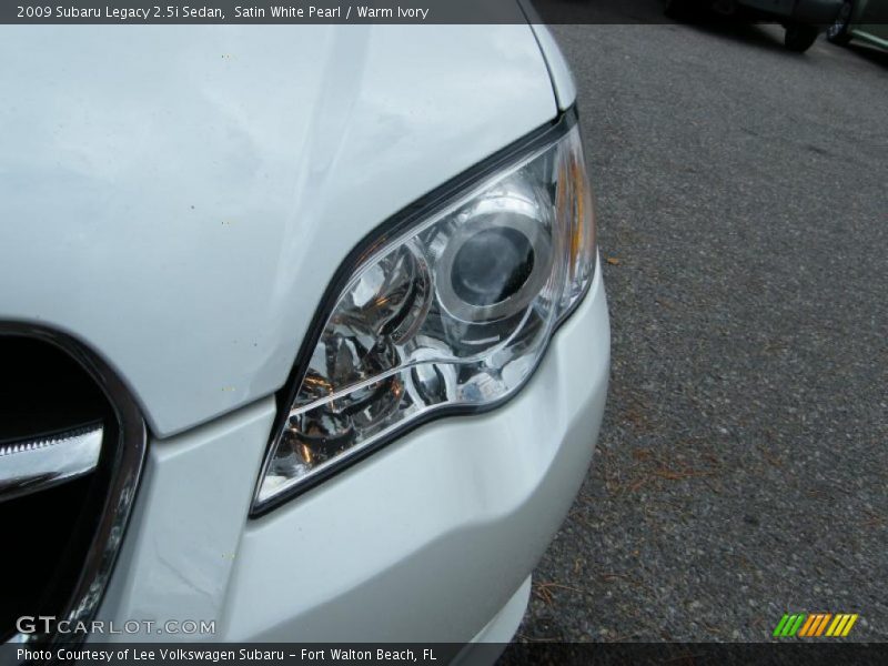 Satin White Pearl / Warm Ivory 2009 Subaru Legacy 2.5i Sedan