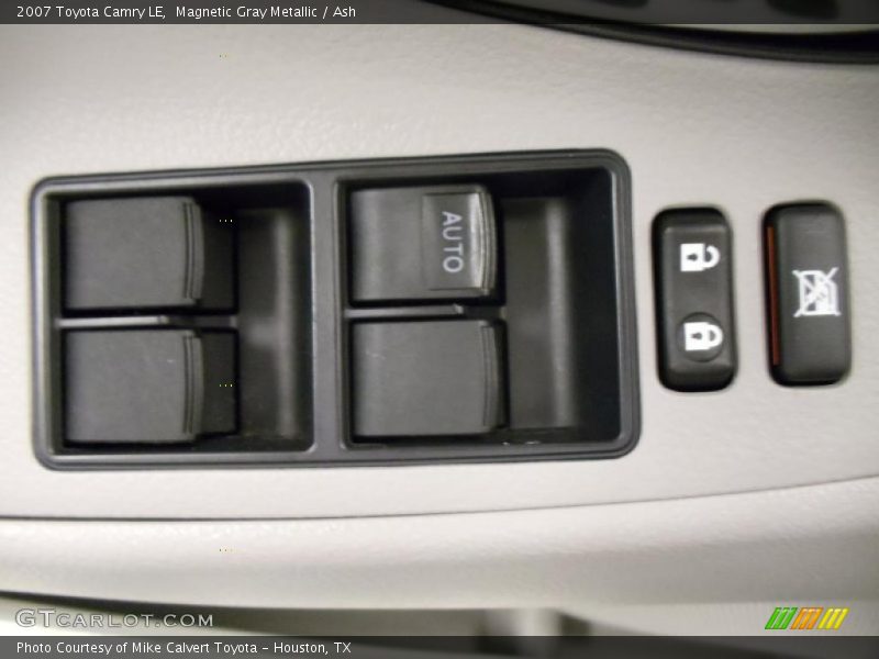 Magnetic Gray Metallic / Ash 2007 Toyota Camry LE