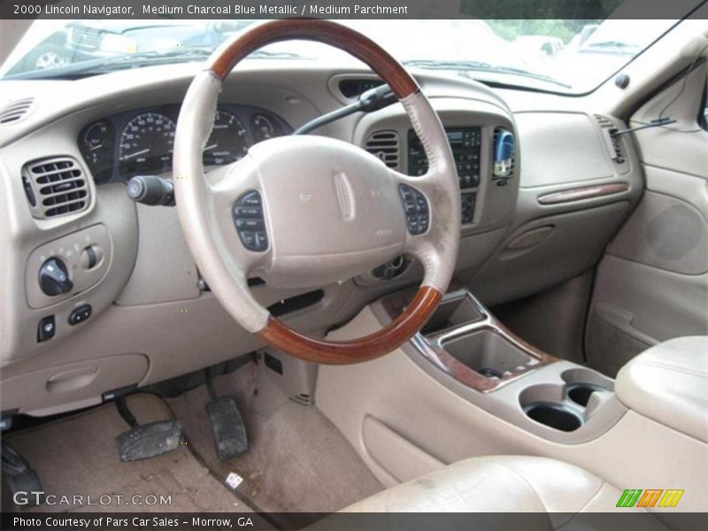 Medium Parchment Interior - 2000 Navigator  