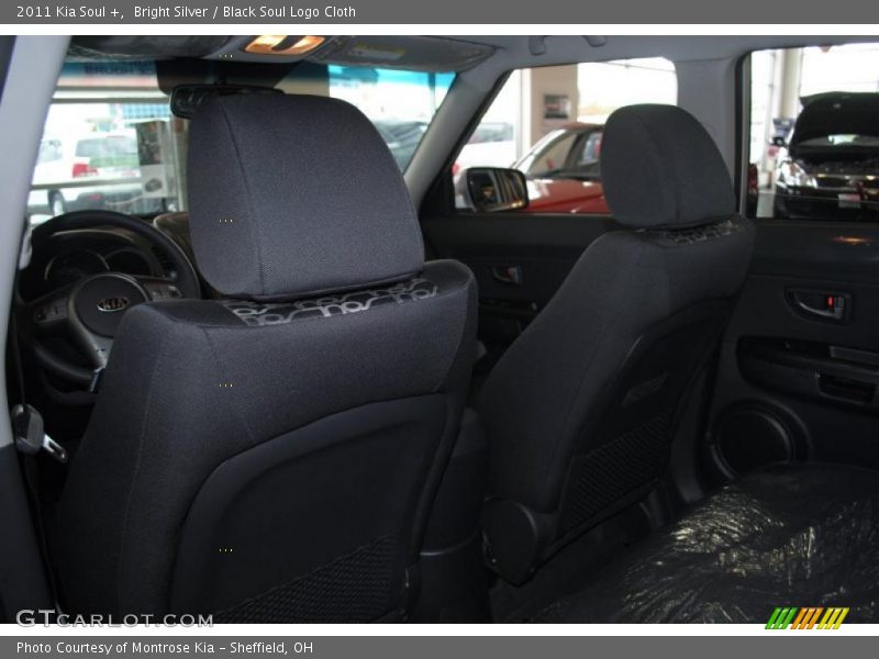 Bright Silver / Black Soul Logo Cloth 2011 Kia Soul +