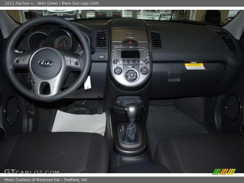 Dashboard of 2011 Soul +