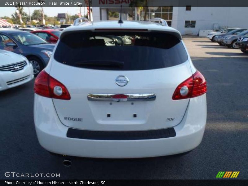Pearl White / Gray 2011 Nissan Rogue SV