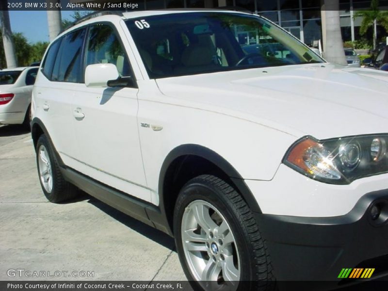 Alpine White / Sand Beige 2005 BMW X3 3.0i
