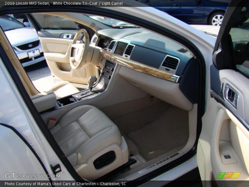 White Chocolate Tri-Coat / Light Camel 2009 Lincoln MKS Sedan