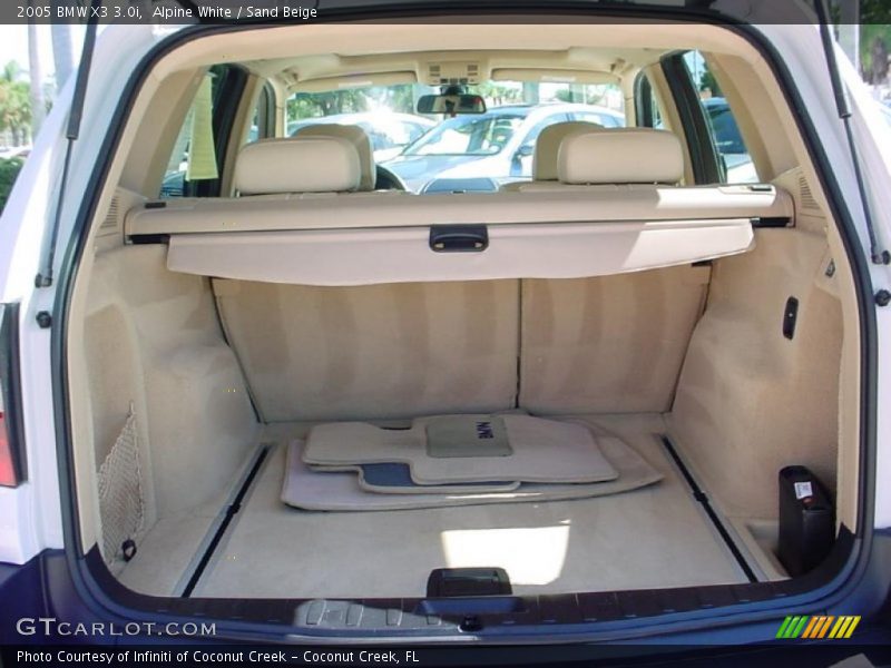Alpine White / Sand Beige 2005 BMW X3 3.0i