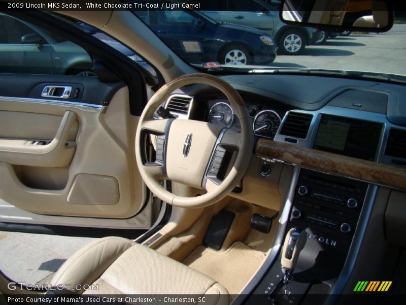 White Chocolate Tri-Coat / Light Camel 2009 Lincoln MKS Sedan