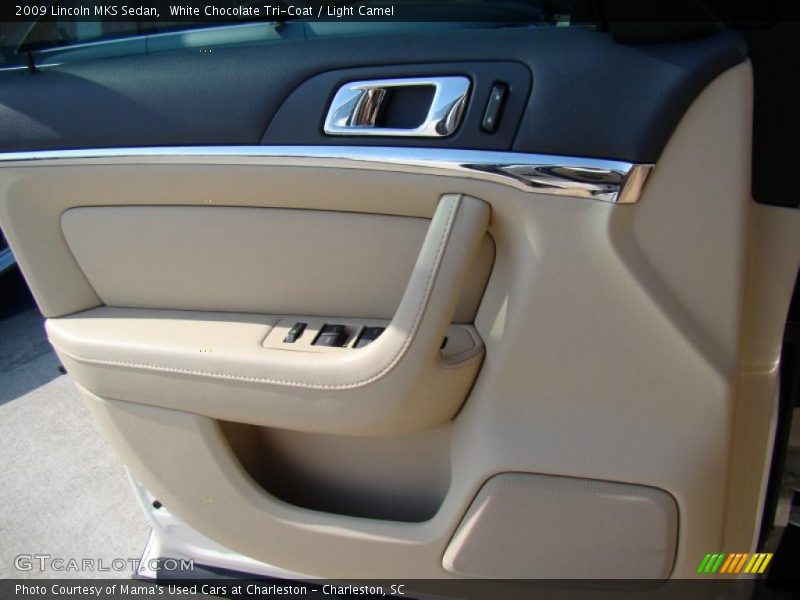 White Chocolate Tri-Coat / Light Camel 2009 Lincoln MKS Sedan
