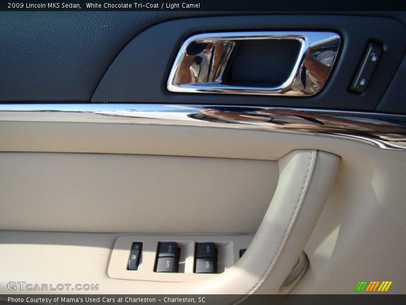 White Chocolate Tri-Coat / Light Camel 2009 Lincoln MKS Sedan